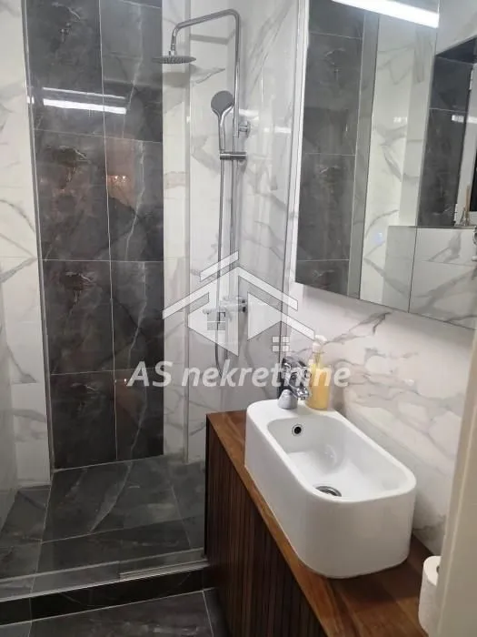 Rent, office space, 180m², Savski Venac, Beograd