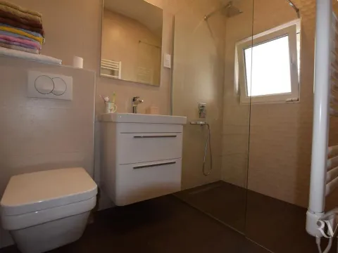 Rent, three bedroom apartment, 88m², Centar, Tivat - image 5