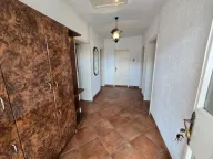 Prodaja, kuća, 180m², Tološi, Podgorica - image 10