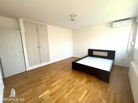 Prodaja, trosoban stan, 75m², Lion, Zvezdara Sve Podlokacije - image 14