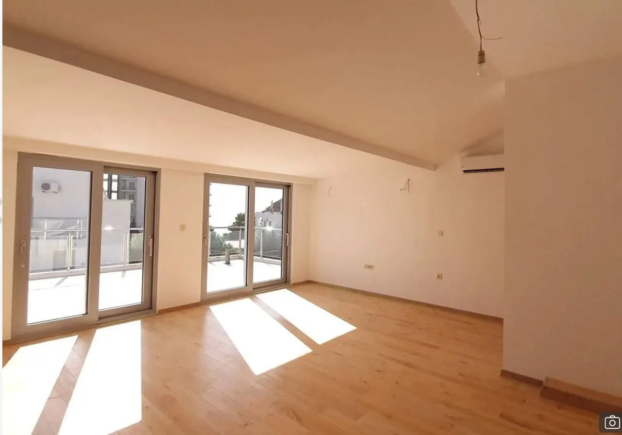 Prodaja, trosoban stan, 171m², Petrovac, Budva