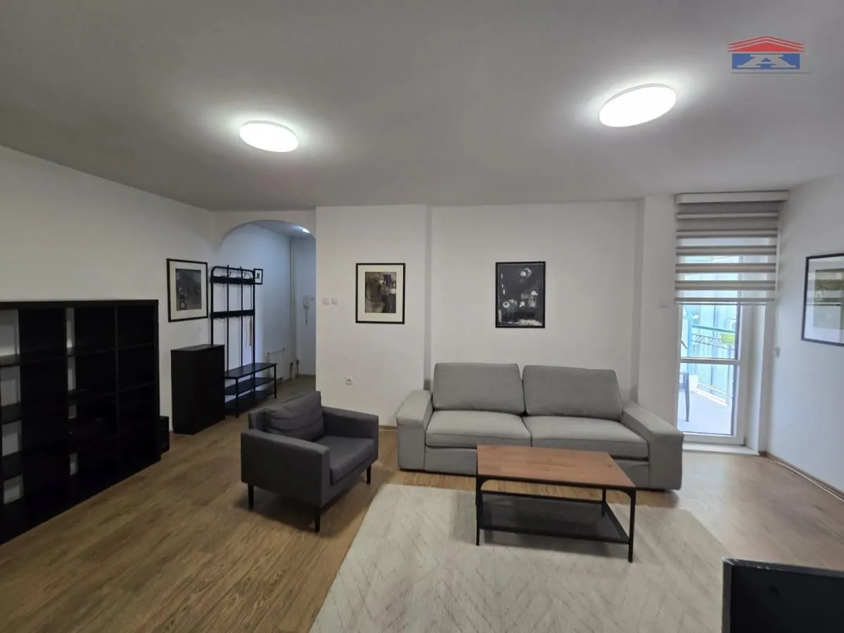 Izdavanje, dvosoban stan, 54m², Grbavica, Novi Sad Sve Podlokacije