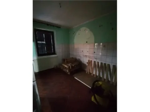 Prodaja, kuća, 226m², Niška Banja, Niš - image 9