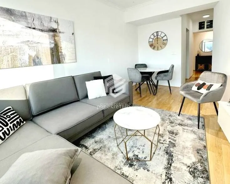 Izdavanje, jednosoban stan, 53m², Centar, Podgorica