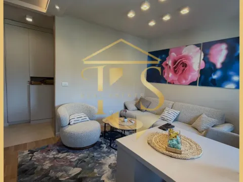 Rent, one bedroom apartment, 45m², Centar, Tivat - image 4