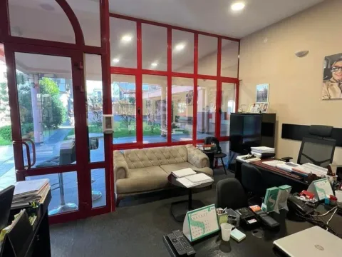 Rent, office space, 28m², Centar, Podgorica - image 1