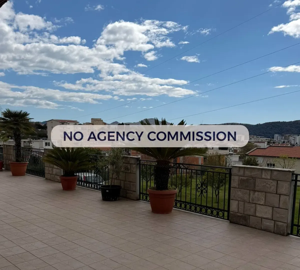 Rent, two bedroom apartment, 69m², Centar, Bar