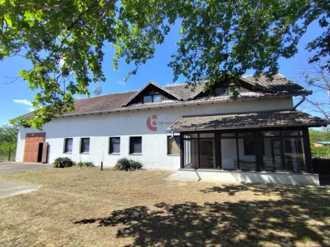 Prodaja, kuća, 880m², Bački Vinogradi, Subotica - image 41