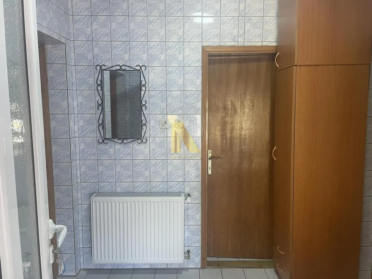 Izdavanje, trosoban stan, 75m², Adice, Novi Sad Sve Podlokacije