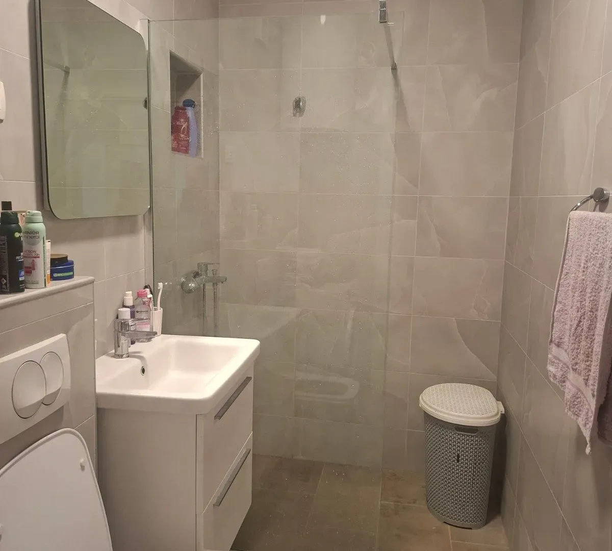 Izdavanje, jednosoban stan, 52m², Preko Morače, Podgorica