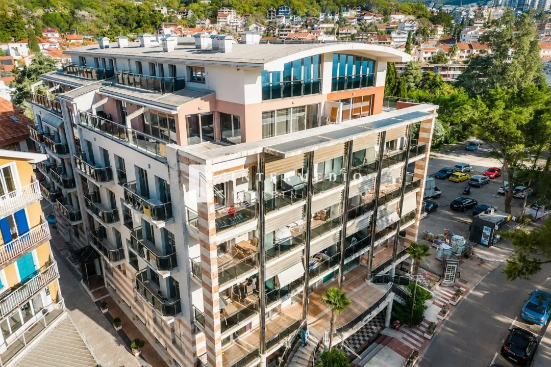 Sale, two bedroom apartment, 64m², Igalo, Herceg Novi