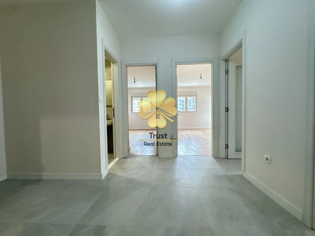 Rent, two bedroom apartment, 70m², Central Point, Podgorica