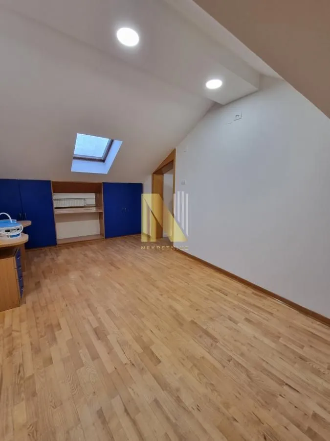 Rent, office space, 120m², Centar, Novi Sad