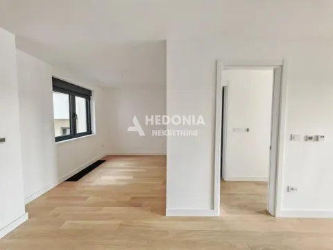 Prodaja, trosoban stan, 131m², Autokomanda, Voždovac Sve Podlokacije - image 8