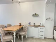 Izdavanje, dvosoban stan, 76m², Bečići, Budva - image 4