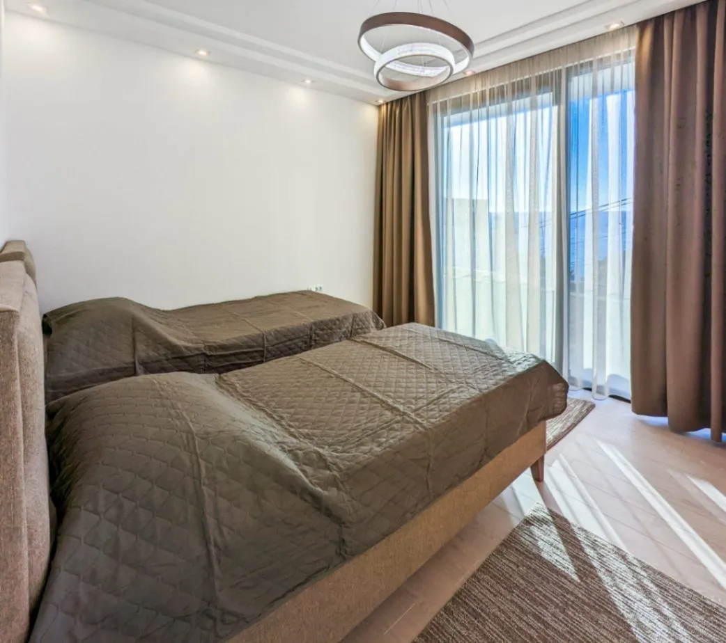 Sale, house, 365m², Utjeha, Bar