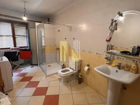 Izdavanje, poslovni prostor, 240m², Sajmište, Novi Sad - image 14