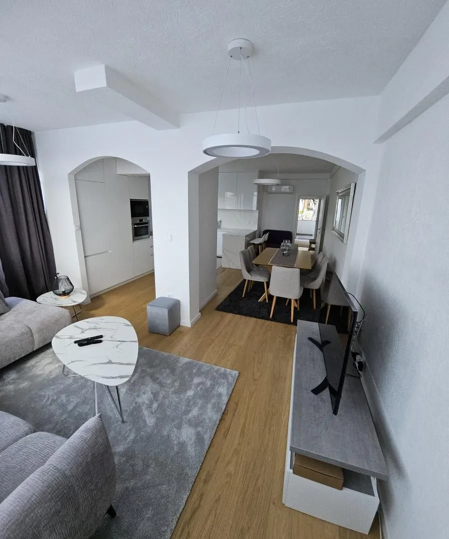 Rent, one bedroom apartment, 56m², Kalimanj, Tivat