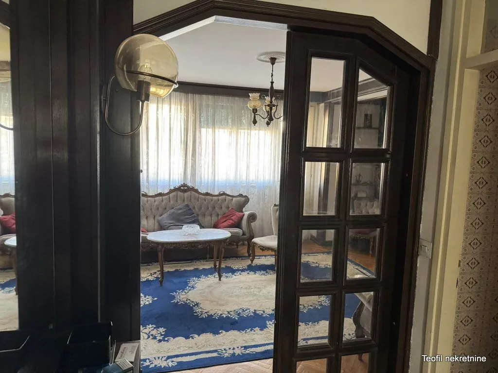 Prodaja, četvorosoban stan, 97m², Centar, Stara Pazova