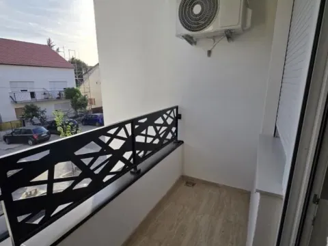 Izdavanje, garsonjera, 33m², Železnička Stanica, Novi Sad Sve Podlokacije - image 10