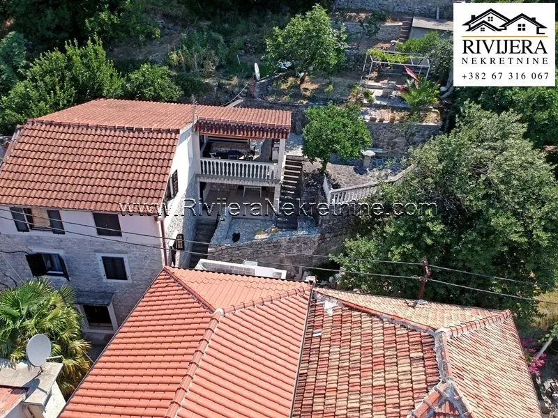 Prodaja, kuća, 105m², Lepetani, Tivat