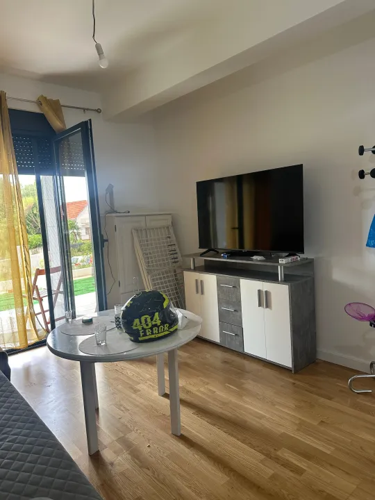 Rent, one bedroom apartment, 40m², Šušanj, Bar