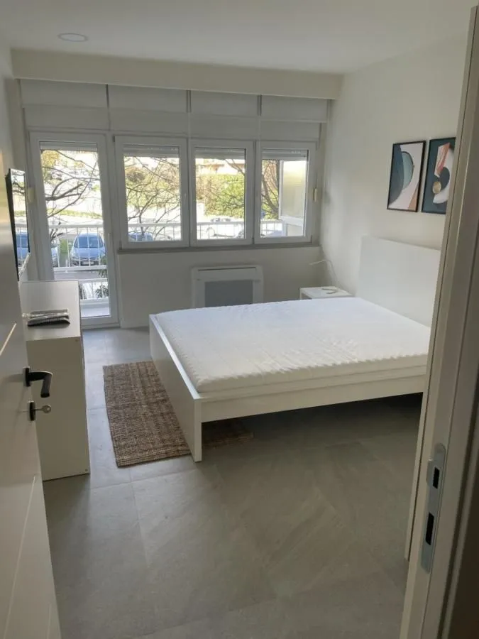 Rent, two bedroom apartment, 77m², Tivat, Crna Gora