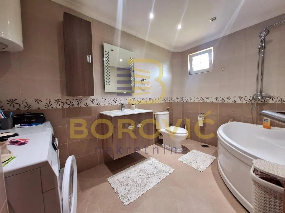 Sale, house, 104m², Železnik, Beograd