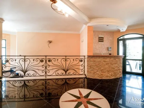 Prodaja, kuća, 560m², Petrovac, Budva - image 22