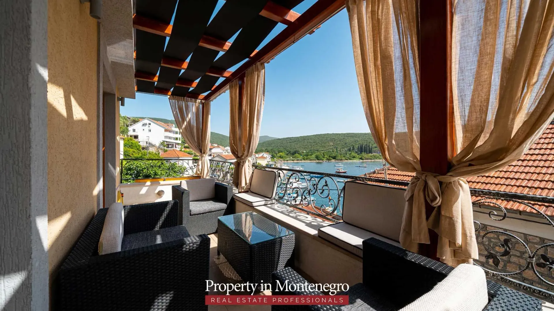Sale, house, 266m², Kotor, Crna Gora