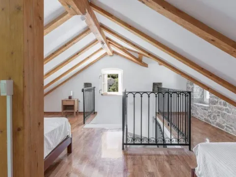 Sale, house, 800m², Prčanj, Kotor - image 7