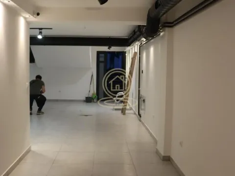 Izdavanje, poslovni prostor, 100m², Centar, Kragujevac - image 12