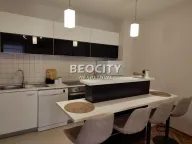 Izdavanje, trosoban stan, 81m², Centar, Novi Sad - image 5