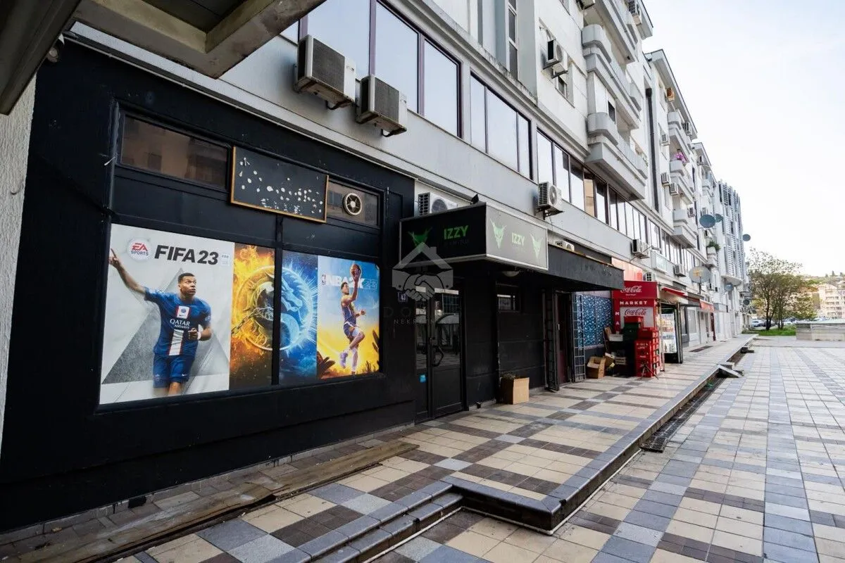 Izdavanje, poslovni prostor, 150m², Preko Morače, Podgorica