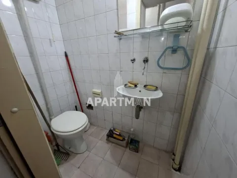 Sale, two bedroom apartment, 70m², Brace Jerković, Voždovac Sve Podlokacije - image 13