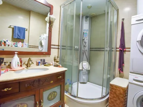 Sale, three bedroom apartment, 179m², Budva, Crna Gora - image 24