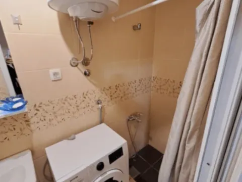 Izdavanje, jednosoban stan, 34m², Autobuska stanica, Podgorica - image 8