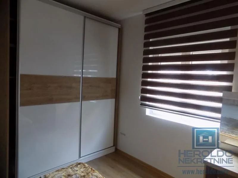 Sale, office space, 360m², Paraćin, Srbija