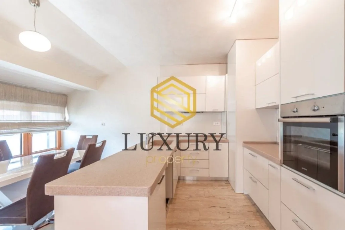 Prodaja, trosoban stan, 127m², Momišići, Podgorica