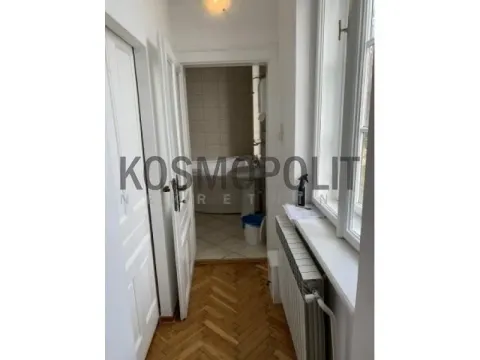 Rent, house, 190m², Savski Venac, Beograd - image 11