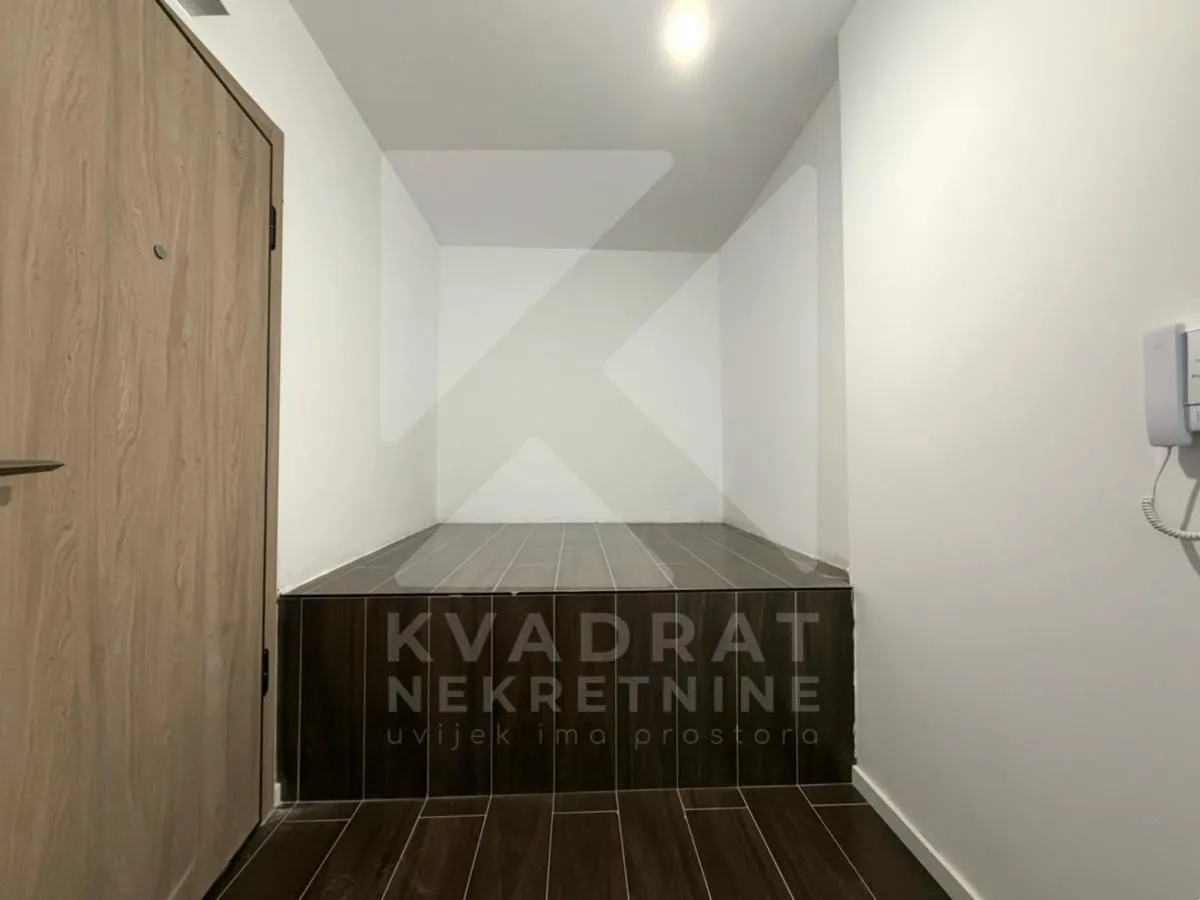 Prodaja, jednosoban stan, 50m², Tološi, Podgorica