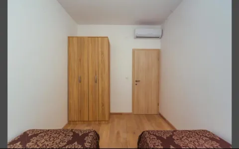 Rent, two bedroom apartment, 55m², Petrovac, Budva - image 10