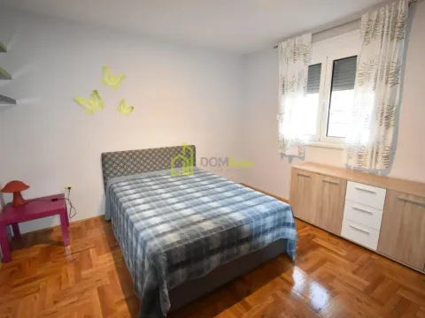 Sale, house, 191m², Tološi, Podgorica - image 10