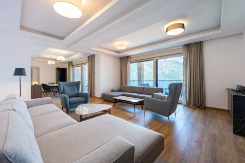 Prodaja, kuća, 146m², Kostanjica, Kotor - image 3
