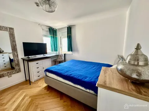 Prodaja, dvosoban stan, 68m², Centar, Tivat - image 11