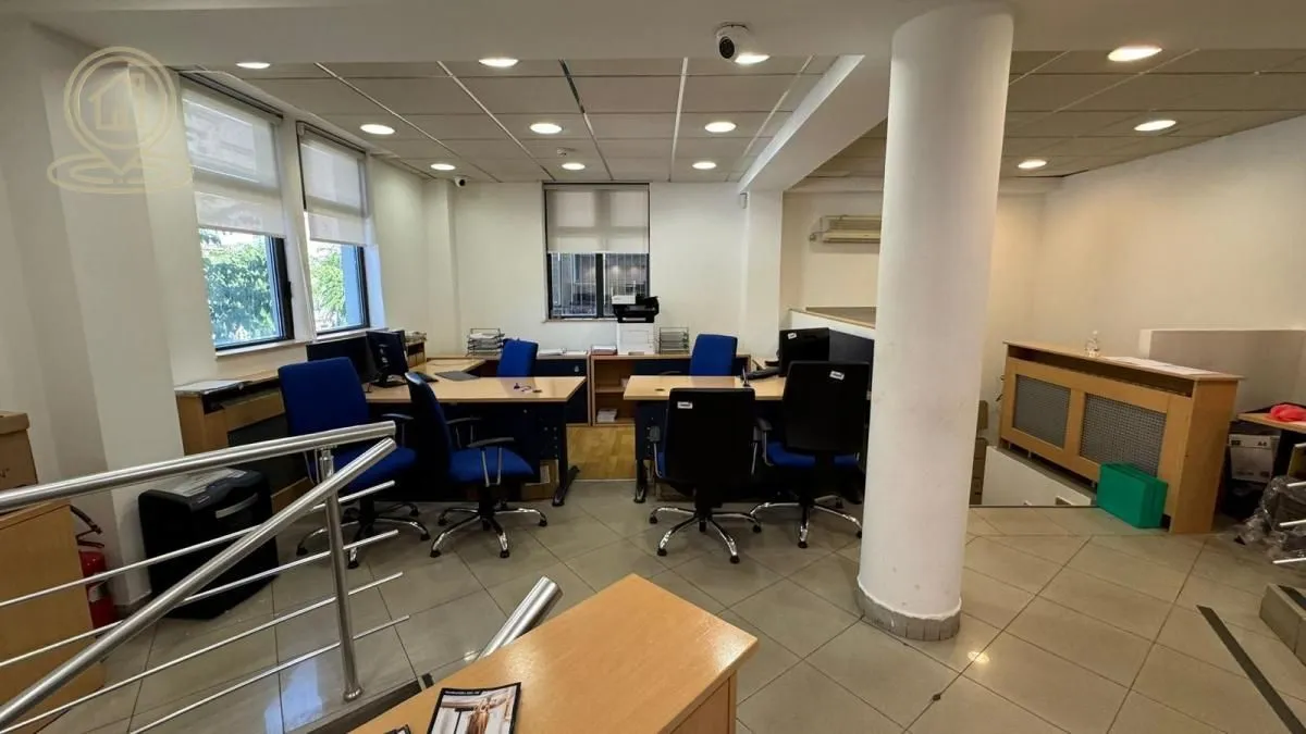 Rent, office space, 202m², Centar, Kragujevac