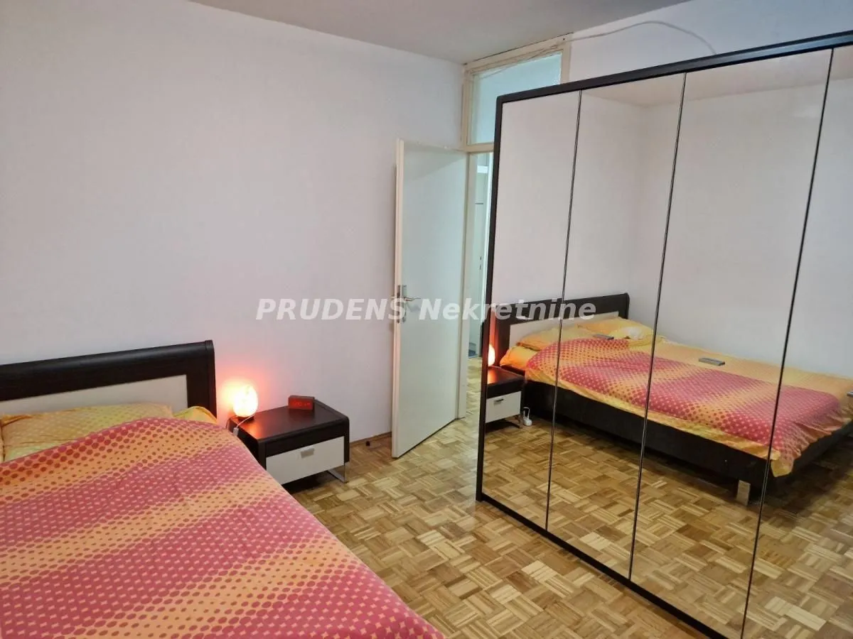 Izdavanje, dvosoban stan, 64m², Crveni Krst, Beograd