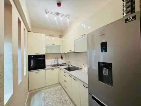 Sale, three bedroom apartment, 111m², City Kvart, Podgorica - image 14