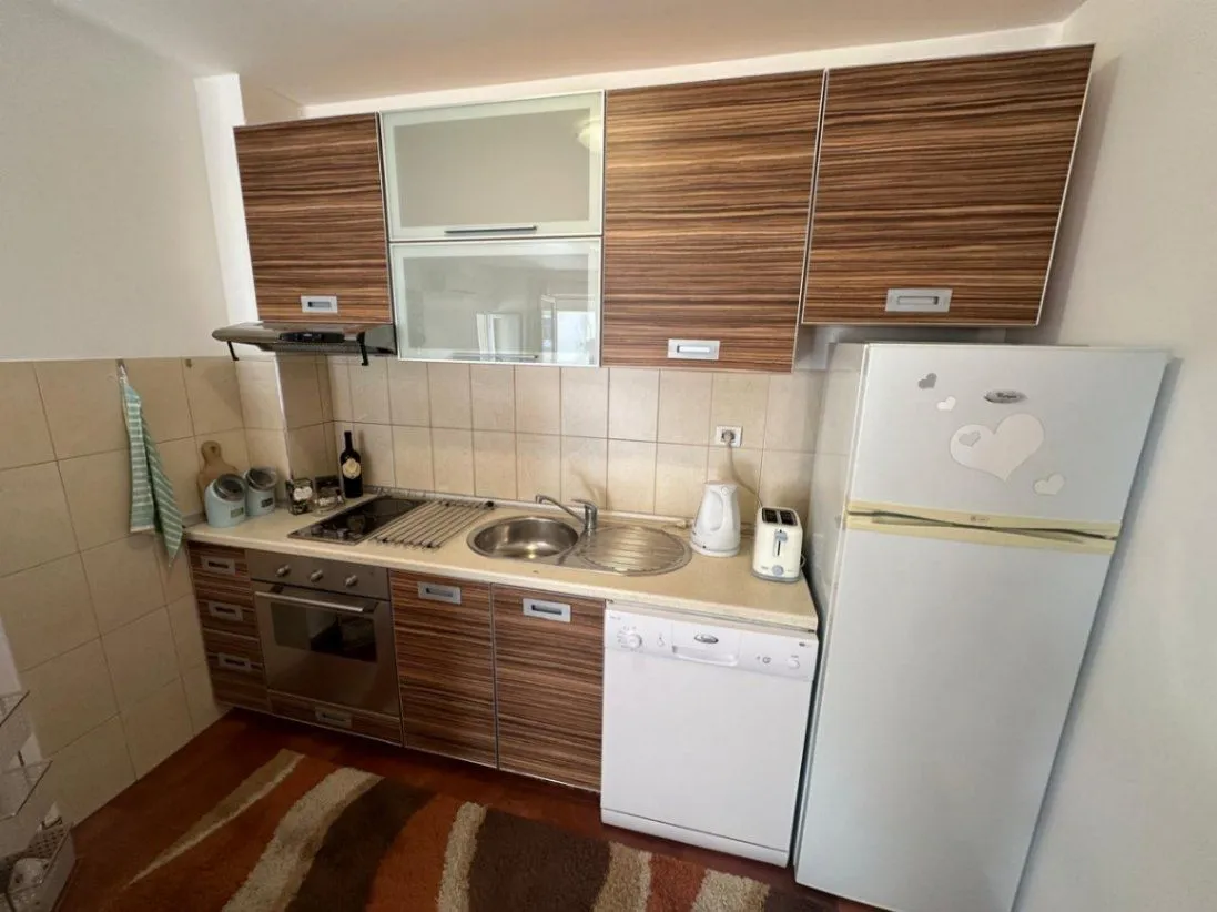 Sale, two bedroom apartment, 60m², Velji Vinogradi, Budva