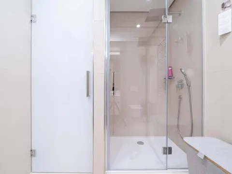 Sale, two bedroom apartment, 146m², Budva, Crna Gora - image 12